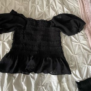 Short sleeve ruched too with sheer flutter sleeves